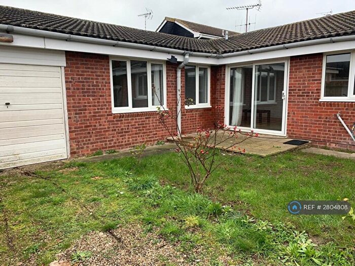 2 Bedroom Bungalow To Rent In Littell Tweed, Chelmsford, CM2