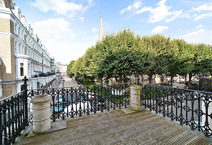 2 Bedroom Apartment To Rent In Redcliffe Square, SW10