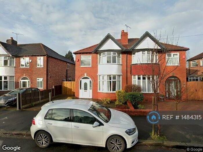 3 Bedroom Semi-Detached House To Rent In Langdale Road, Sale, M33