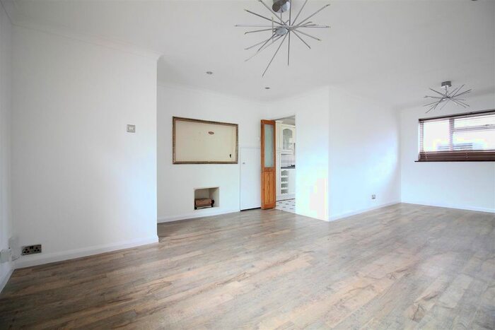 3 Bedroom End Of Terrace House To Rent In Brambles Farm Drive, Hillingdon, Uxbridge, UB10