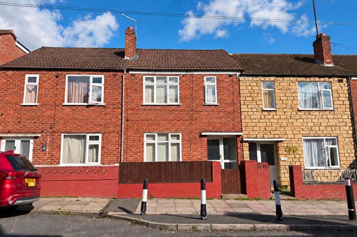 2 Bedroom Terraced House For Sale In Trentham Road, Stoke, CV1