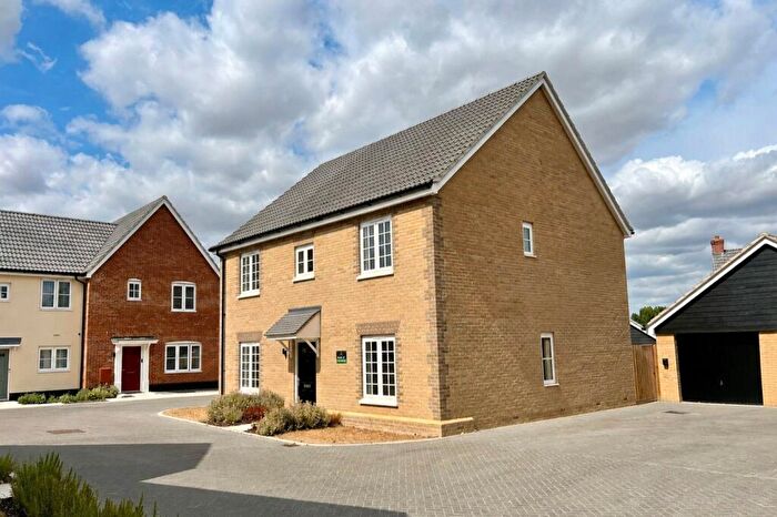 4 Bedroom Detached House For Sale In Joseph Hooker Gardens, Halesworth, Suffolk, IP19