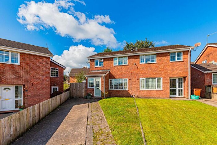 3 Bedroom Semi-Detached House For Sale In Lon Y Tresglen, Caerphilly, CF83