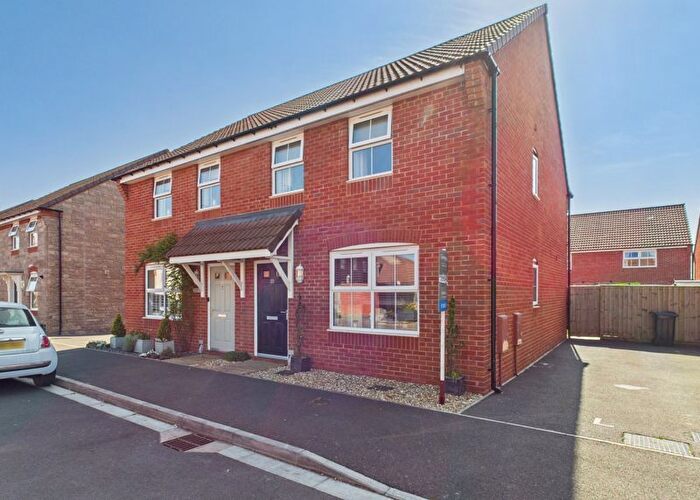 3 Bedroom Semi-Detached House For Sale In Poppy Road, Somerton, TA11