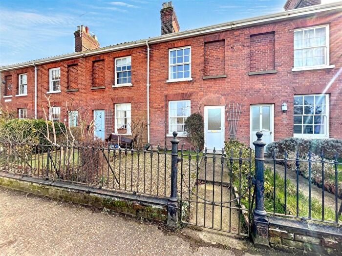 3 Bedroom Cottage For Sale In Trowse, NR14