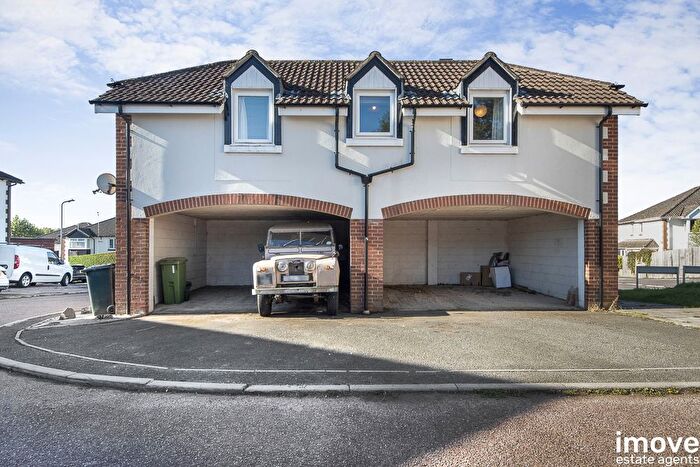 1 Bedroom Property For Sale In Moorland Gate, Heathfield, Newton Abbot, TQ12