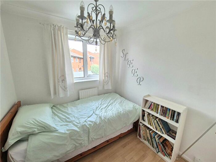 3 Bedroom Terraced House For Sale In Wagtail Way, St Mary Cray, Kent, BR5