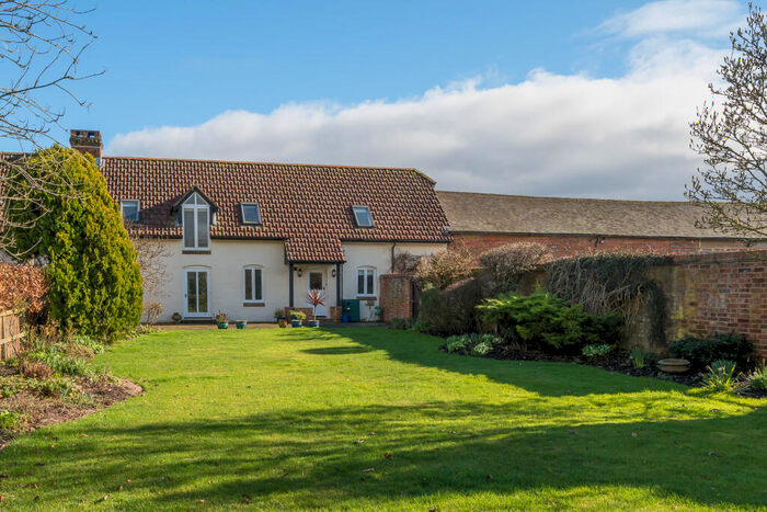 4 Bedroom Semi-Detached House For Sale In Church Barns, Winchester, SO21