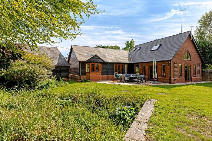 5 Bedroom Detached House For Sale In Sheepstead Road, Marcham, Oxfordshire, OX13