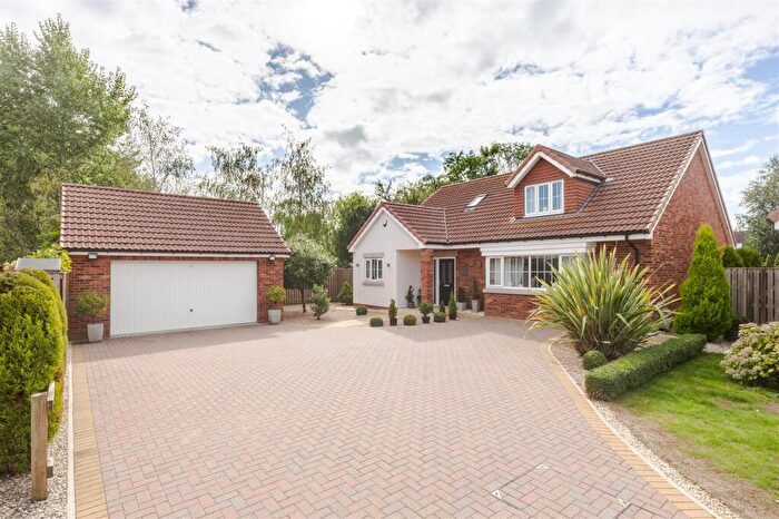 3 Bedroom Detached House For Sale In Christophers Meadow, West Butterwick, DN17