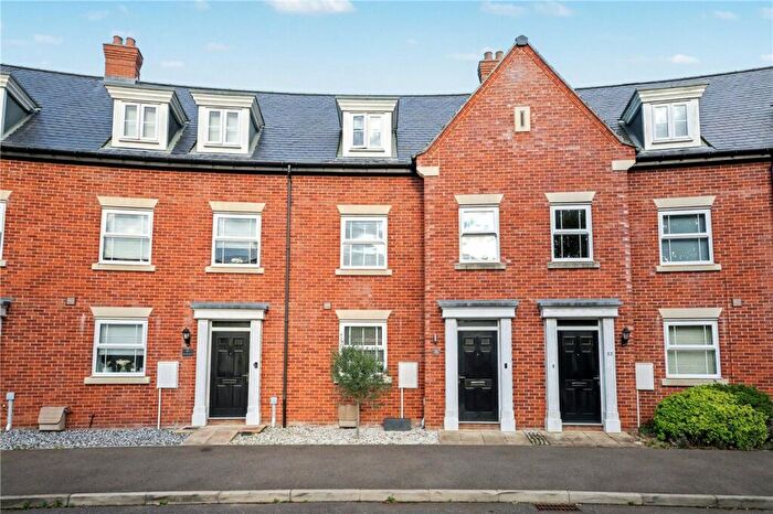 3 Bedroom Town House For Sale In The Ridings, Poringland, Norwich, Norfolk, NR14