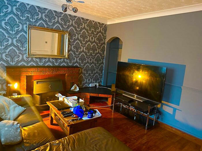 2 Bedroom Semi-Detached House For Sale In Camberley Road, Kingswinford, DY6