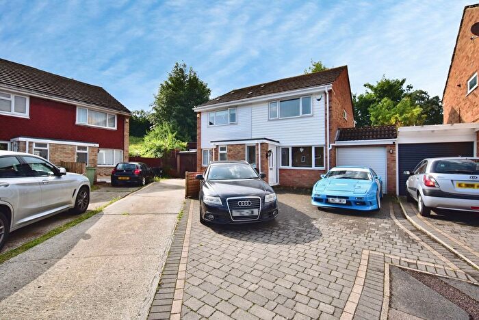 2 Bedroom Semi-Detached House For Sale In Woolaston Close, Maidstone, Kent, ME15
