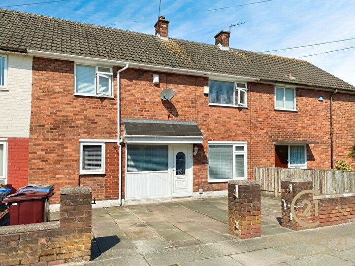 4 Bedroom Town House To Rent In Blakeacre Road, Halewood, L26