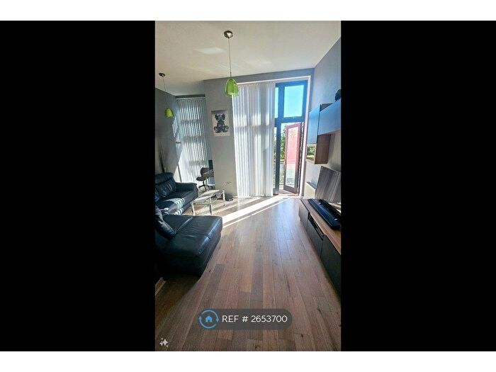 1 Bedroom Flat To Rent In Park Lane, Greenhithe, DA9