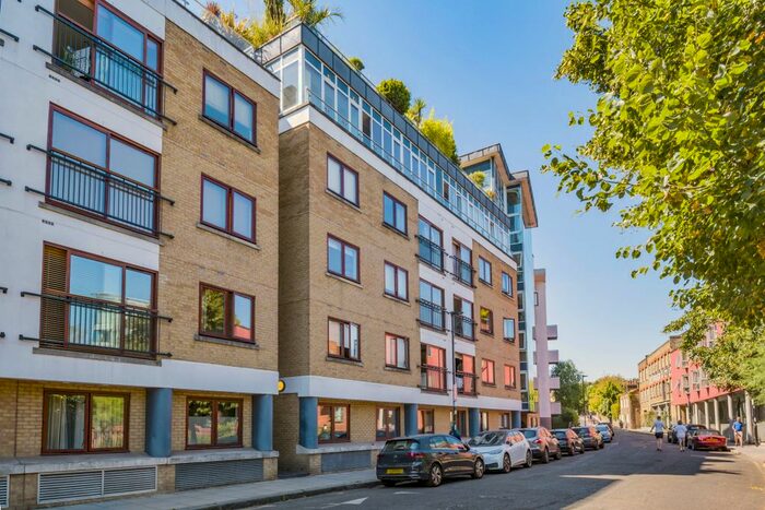 2 Bedroom Flat To Rent In Graham Street, London, N1