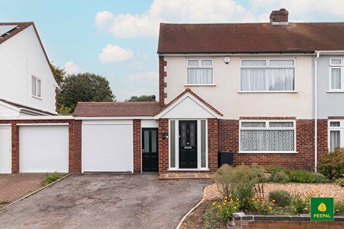 3 Bedroom Semi-Detached House To Rent In Bicknell Road, Frimley, Camberley, GU16