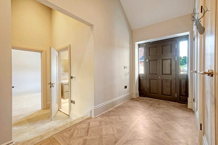3 Bedroom Detached Bungalow For Sale In Colmar Mews, Weald Park Way, CM14