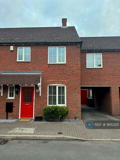 4 Bedroom Terraced House To Rent In Paddock Way, Hinckley, LE10