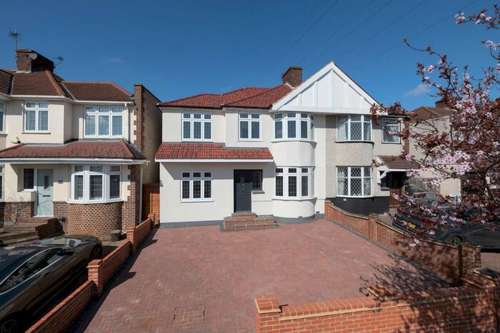 5 Bedroom Semi-Detached House To Rent In Penhill Road, Bexley, Kent, DA5