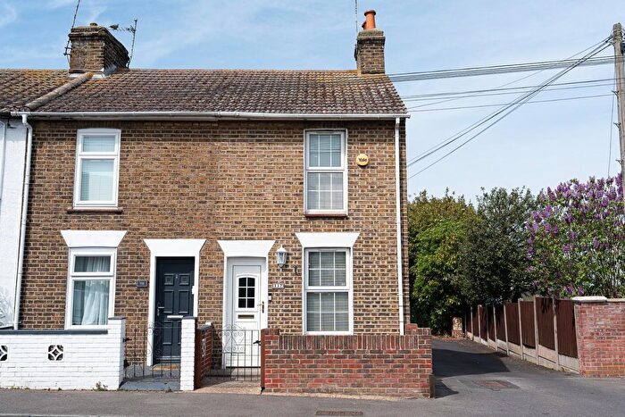 2 Bedroom End Of Terrace House For Sale In Lower Higham Road, Chalk, Gravesend, DA12