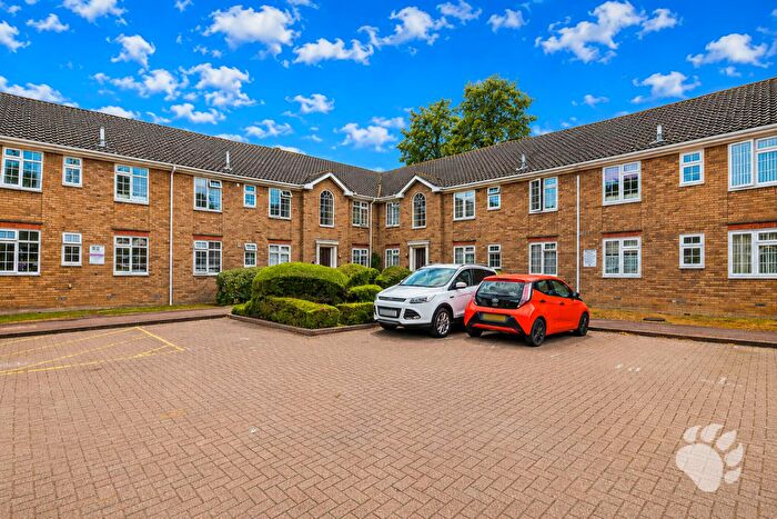 1 Bedroom Apartment For Sale In Canon Court, Nevendon, SS13