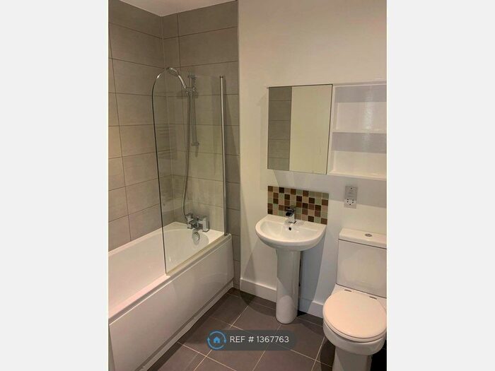 2 Bedroom Flat To Rent In Block E, York, YO30