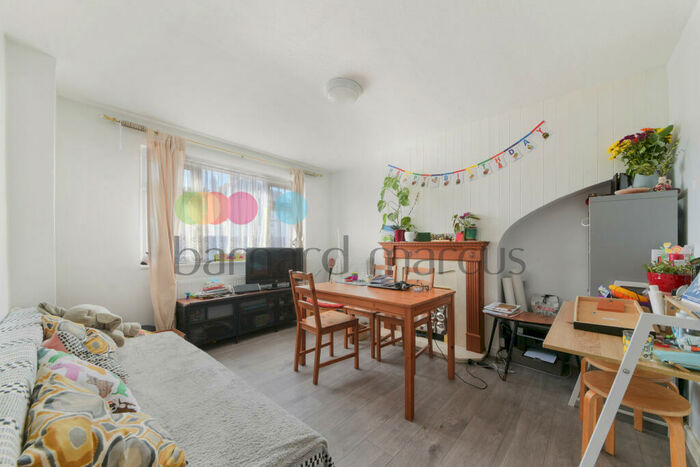 3 Bedroom House To Rent In Winlaton Road, Bromley, BR1