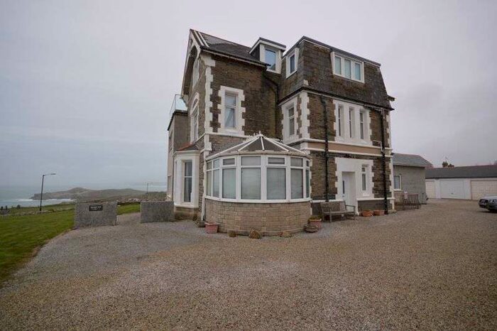 1 Bedroom Property To Rent In Lusty Glaze Road, Newquay, TR7