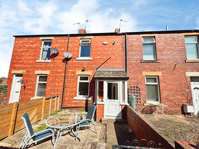 2 Bedroom Terraced House For Sale In May Avenue, Ryton, NE40