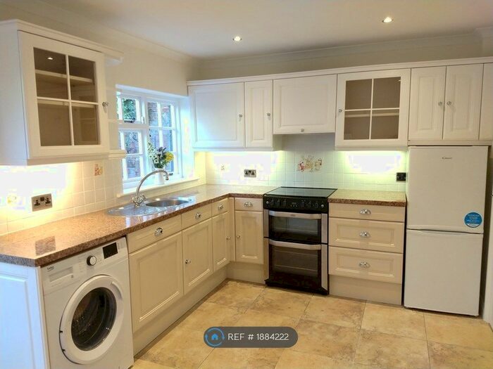 2 Bedroom Terraced House To Rent In River Street, Wilmslow, SK9