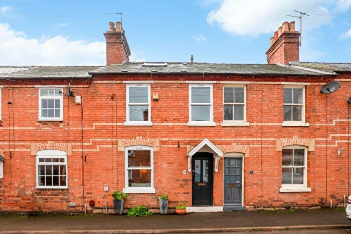 3 Bedroom Terraced House For Sale In Percy Street, Stratford-upon-Avon, CV37