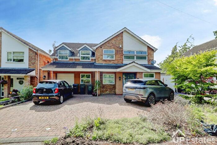 4 Bedroom Detached House For Sale In St. Martins Road, Coventry, CV3