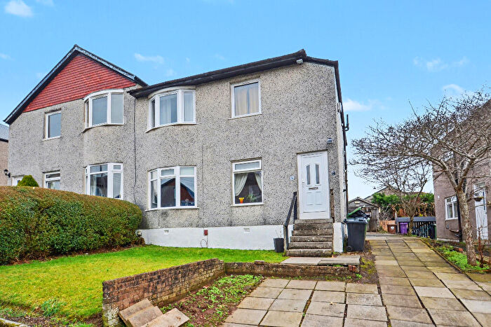 2 Bedroom Flat For Sale In Ferncroft Drive, Croftfoot, Glasgow, G44
