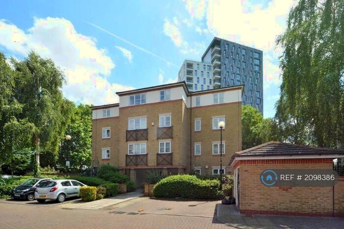 1 Bedroom Flat To Rent In Archers Lodge, London, SE16