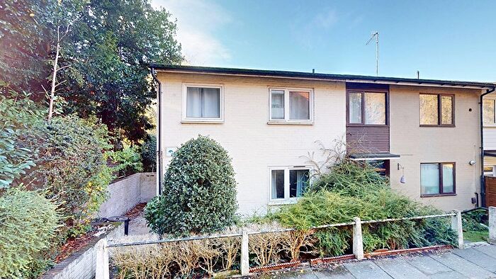 5 Bedroom Property To Rent In Norley Vale, SW15