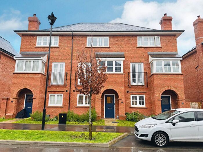 3 Bedroom Town House For Sale In Beddington Avenue, Didcot, OX11