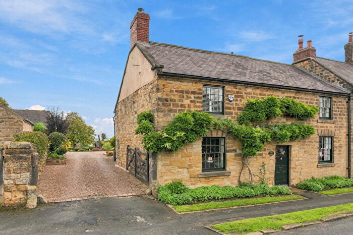6 Bedroom Semi-Detached House For Sale In Cross House, Main Road, Higham., DE55