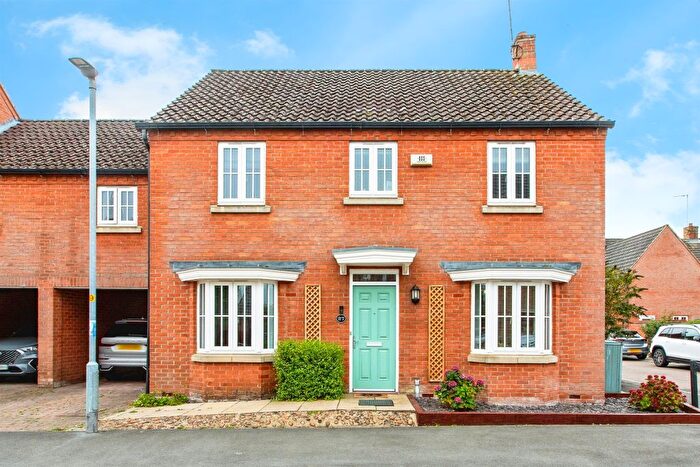 5 Bedroom Link Detached House For Sale In Nine Arches Way, Thrapston, Kettering, NN14