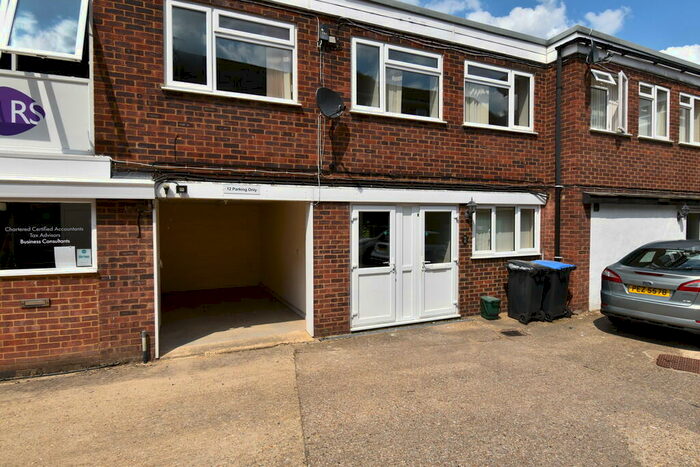 2 Bedroom Mews To Rent In Prospect Place, Welwyn., AL6