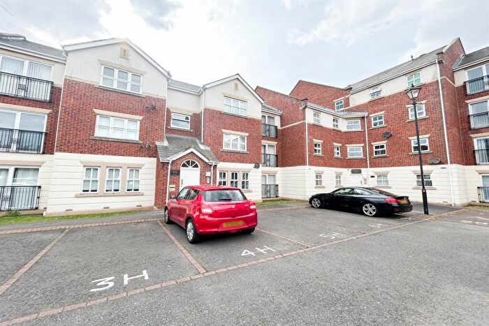 2 Bedroom Apartment For Sale In Helena House, Albert Court, SR2