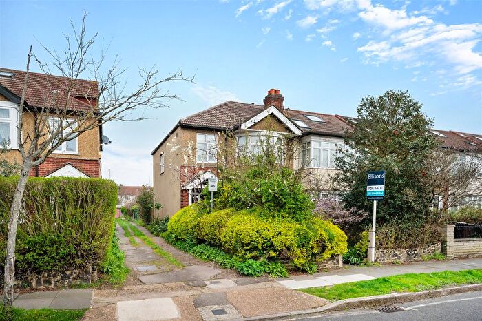 3 Bedroom End Terrace House For Sale In Tybenham Road, Merton Park, Wimbledon, SW19
