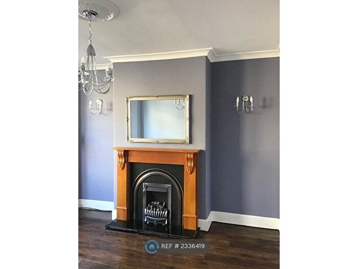 4 Bedroom Terraced House To Rent In North Lodge Avenue, Harrogate, HG1