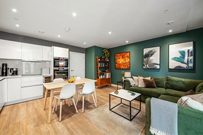 2 Bedroom Flat For Sale In Distel Apartments, Telegraph Avenue London, SE10