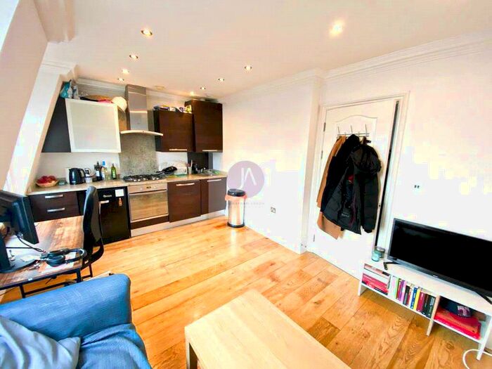1 Bedroom Apartment To Rent In Kentish Town High Road, Kentish Town, London, NW5
