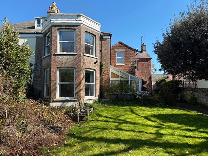 4 Bedroom Semi Detached House For Sale In Dorchester Road, Weymouth, DT4