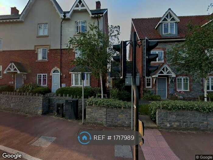 2 Bedroom Detached House To Rent In Bradfield Close, Wells, BA5