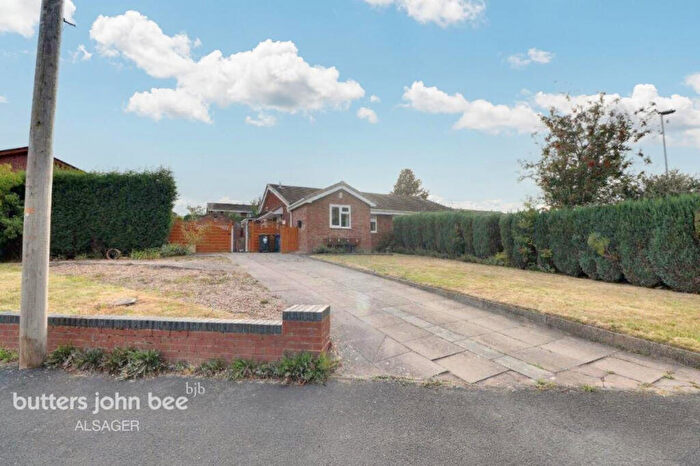 2 Bedroom Semi-Detached Bungalow For Sale In Aarons Drive, Bignall End, ST7
