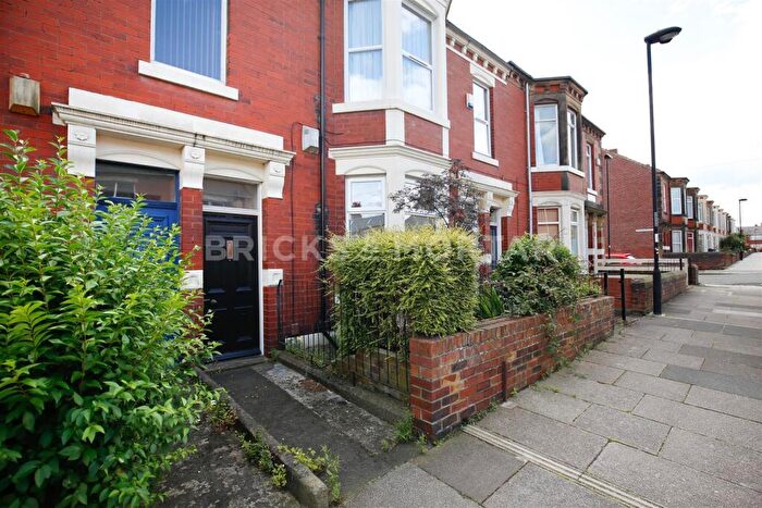 2 Bedroom Flat To Rent In (£.pppw) Biddlestone Road, Heaton, NE6