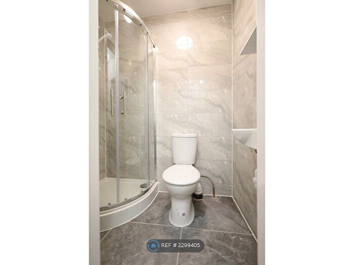 Studio To Rent In Church Road, London, UB3